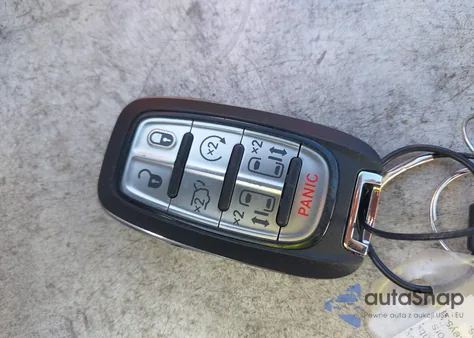 2025 Chrysler Pacifica Select из США, поврежденный, VIN 2C4RC1BG4SR530348